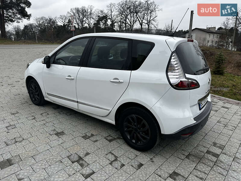 Минивэн Renault Scenic 2015 в Львове