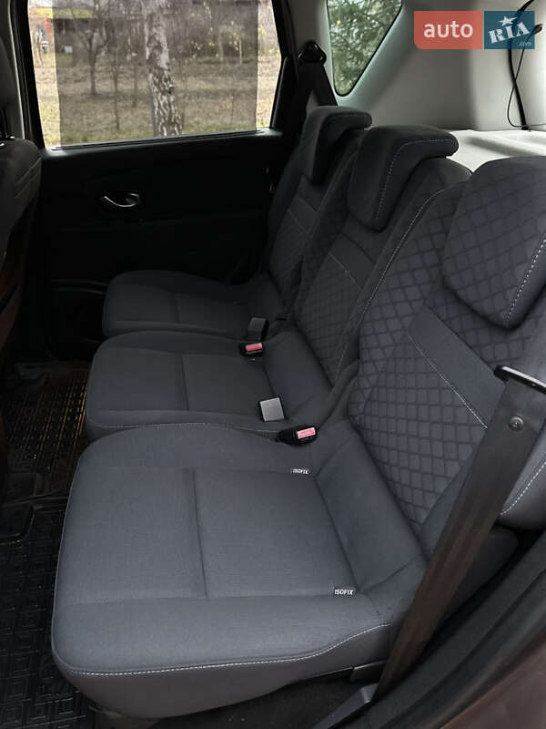 Минивэн Renault Scenic 2010 в Дубно фото 29 Минивэн Renault Scenic 2010 в Дубно