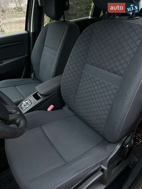Минивэн Renault Scenic 2010 в Дубно фото 33 Минивэн Renault Scenic 2010 в Дубно