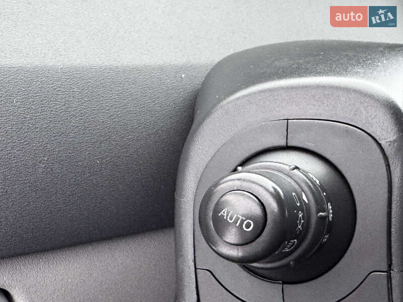 Мінівен Renault Scenic 2008 в Дрогобичі