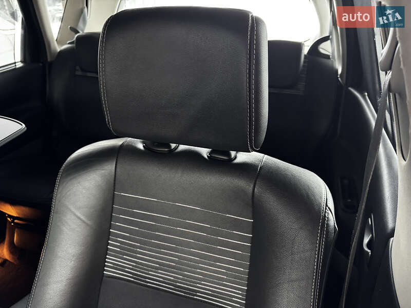 Мінівен Renault Scenic 2008 в Дрогобичі