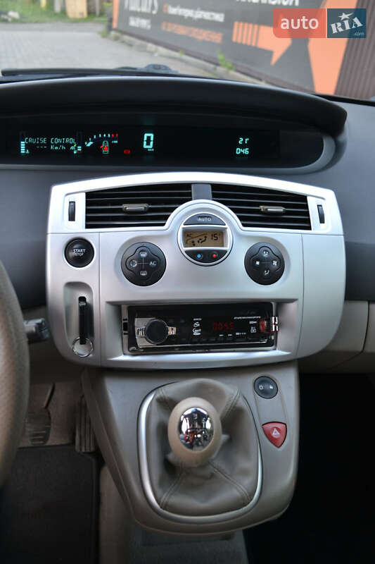 Минивэн Renault Scenic 2005 в Луцке