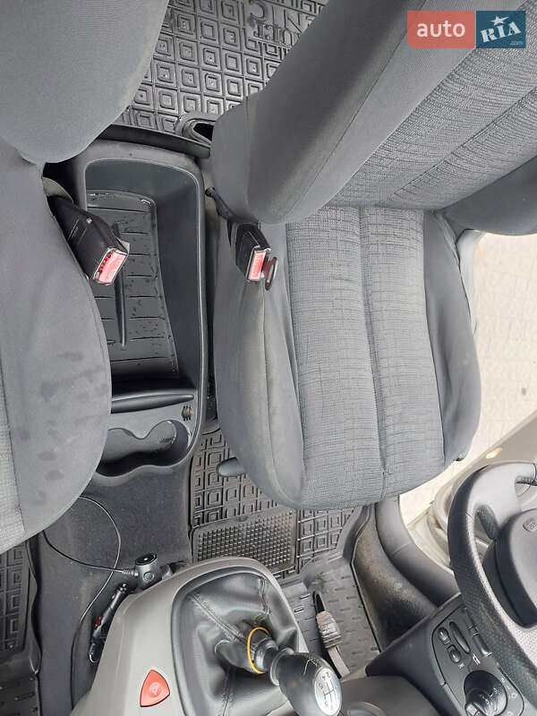 Минивэн Renault Scenic 2006 в Полтаве