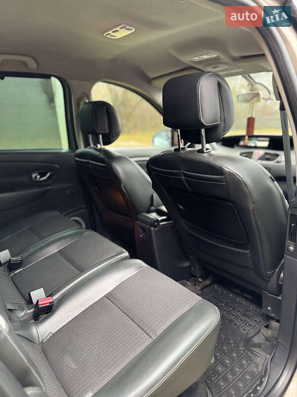 Минивэн Renault Scenic 2012 в Белой Церкви