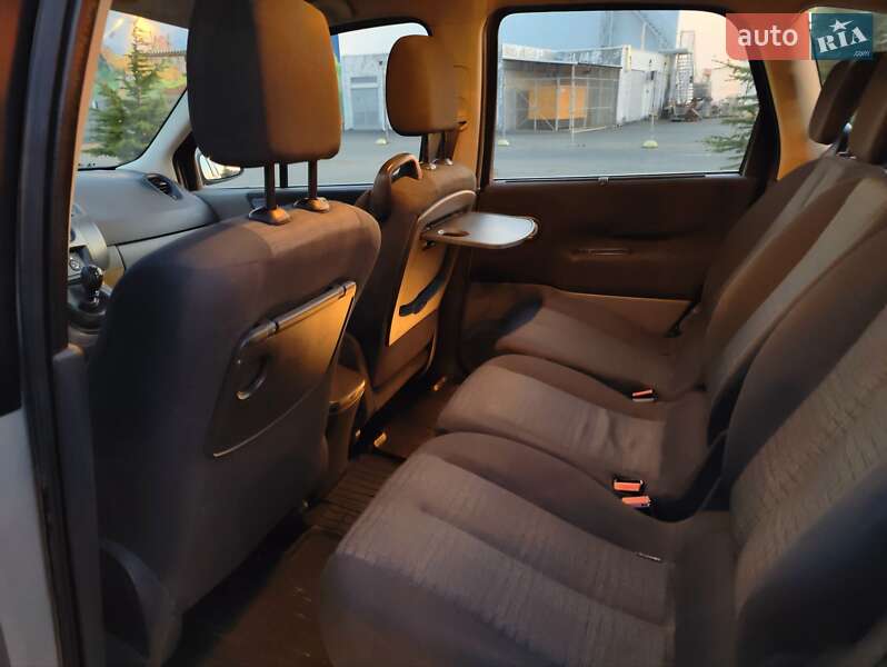 Мінівен Renault Scenic 2007 в Одесі