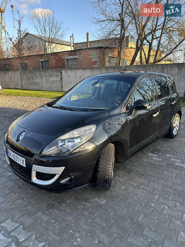 Мінівен Renault Scenic 2011 в Костопілі
