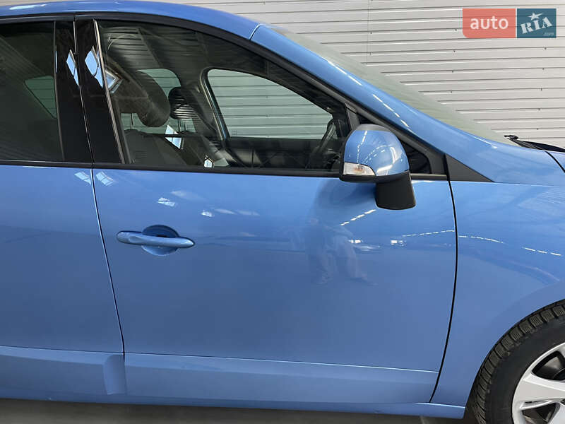 Минивэн Renault Scenic 2013 в Стрые