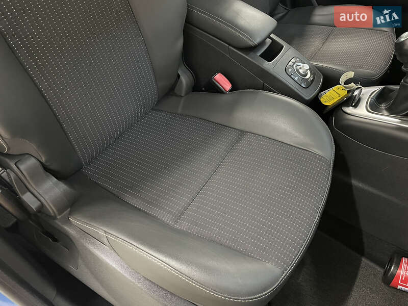 Минивэн Renault Scenic 2013 в Стрые