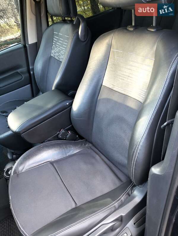 Мінівен Renault Scenic 2007 в Рівному