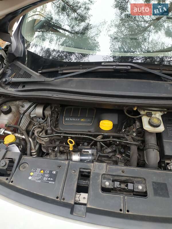 Минивэн Renault Scenic 2013 в Гадяче