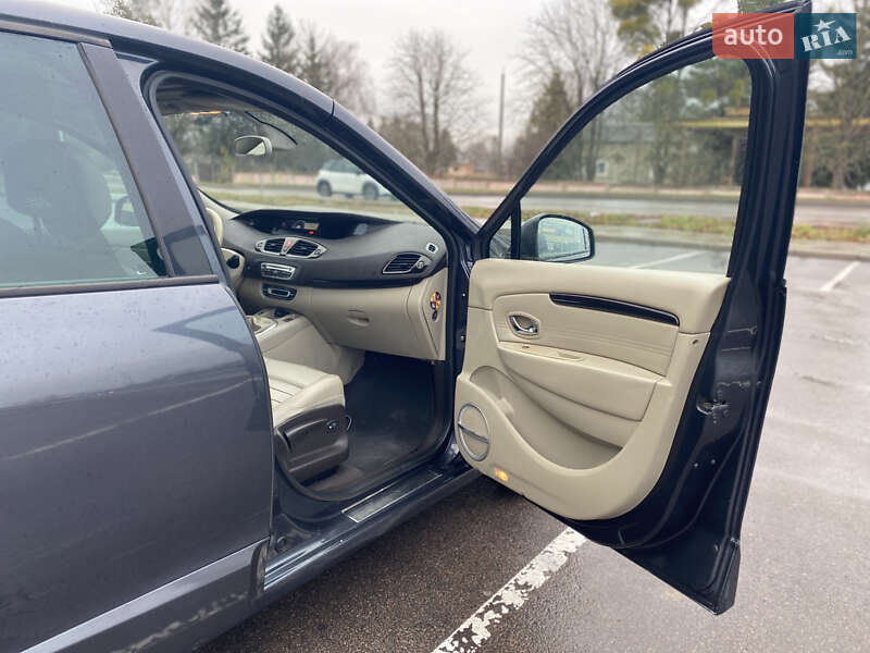 Мінівен Renault Scenic 2011 в Рівному