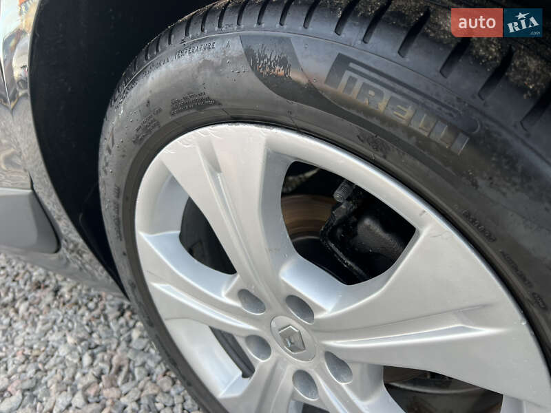 Мінівен Renault Scenic 2009 в Лубнах