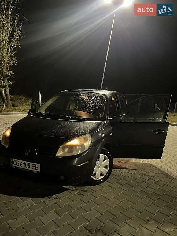Минивэн Renault Scenic 2006 в Хотине