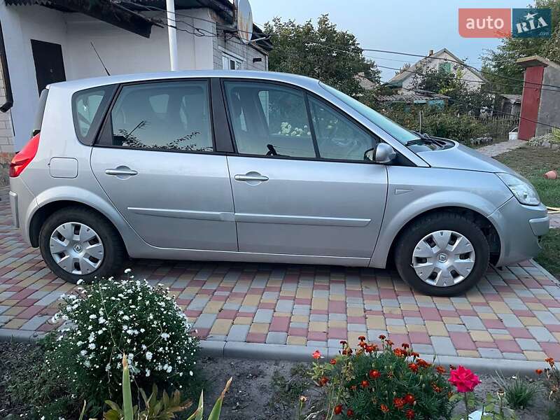 Мінівен Renault Scenic 2008 в Глобиному