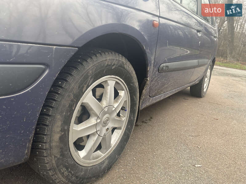 Минивэн Renault Scenic 2001 в Ромнах фото 6 Минивэн Renault Scenic 2001 в Ромнах