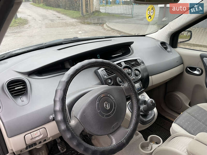 Минивэн Renault Scenic 2003 в Красилове