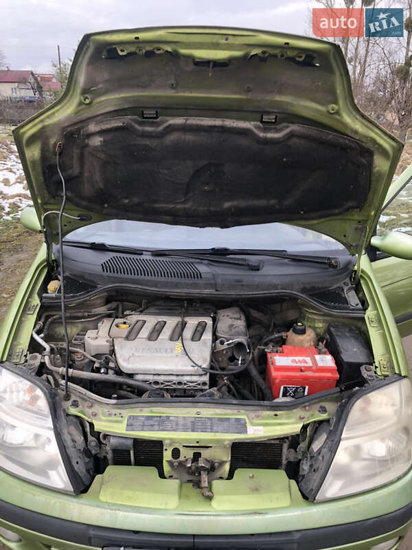 Мінівен Renault Scenic 2002 в Перемишлянах