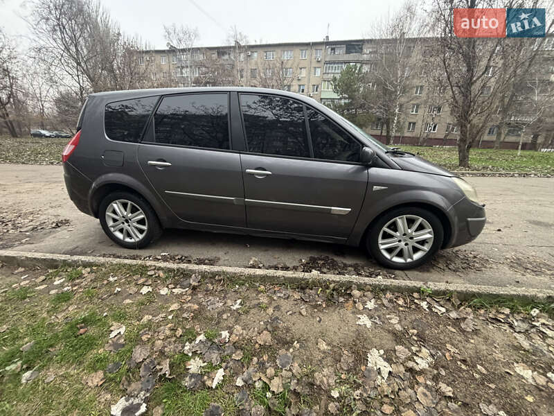 Мінівен Renault Scenic 2004 в Запоріжжі