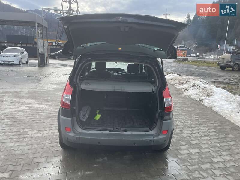 Минивэн Renault Scenic 2008 в Стрые