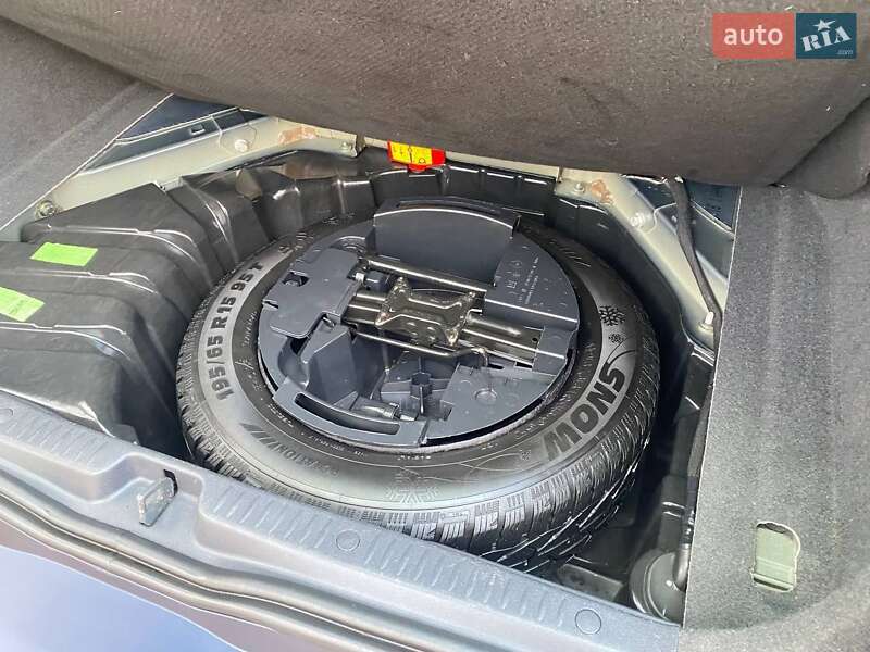 Минивэн Renault Scenic 2007 в Кривом Роге