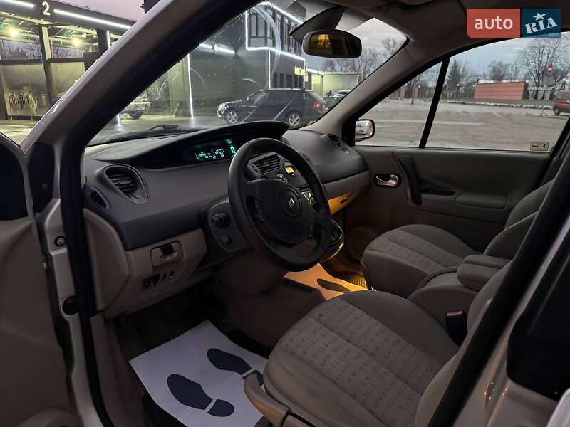 Мінівен Renault Scenic 2006 в Дрогобичі