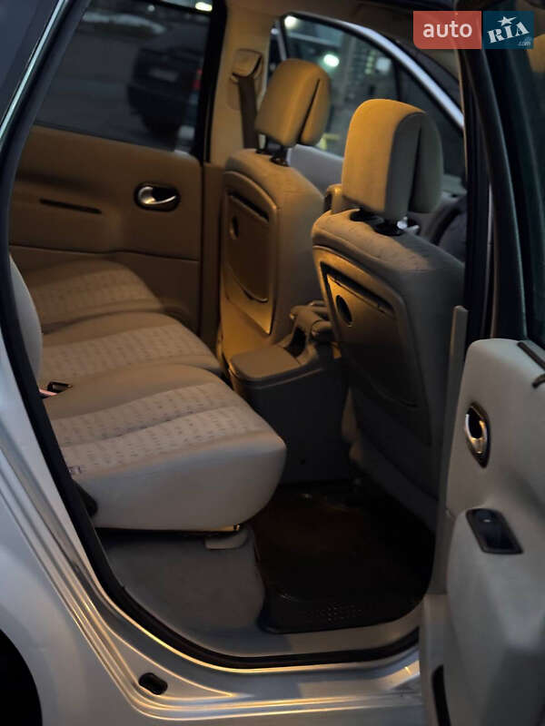 Мінівен Renault Scenic 2006 в Дрогобичі