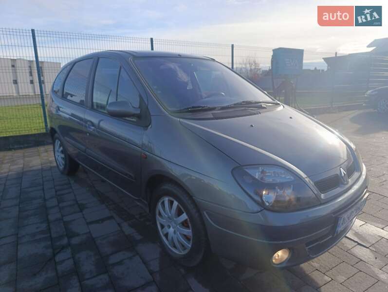 Минивэн Renault Scenic 2000 в Ужгороде