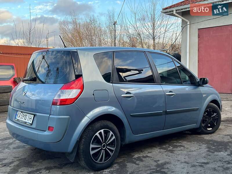 Мінівен Renault Scenic 2005 в Києві