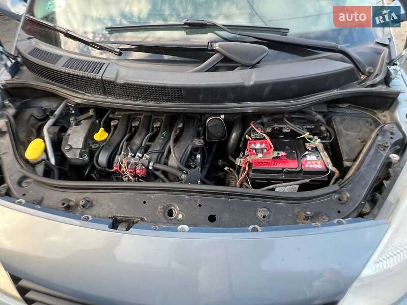 Мінівен Renault Scenic 2005 в Києві