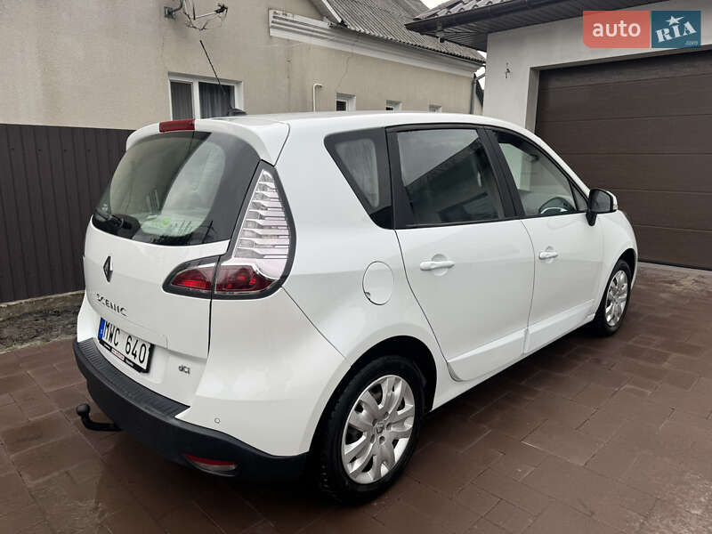 Мінівен Renault Scenic 2012 в Радивиліві