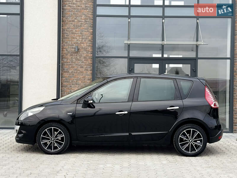 Мінівен Renault Scenic 2011 в Тернополі