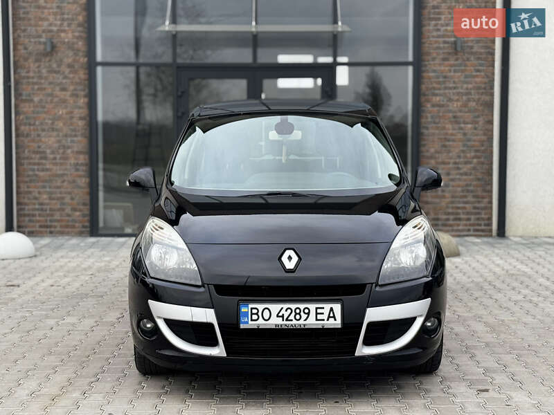 Мінівен Renault Scenic 2011 в Тернополі