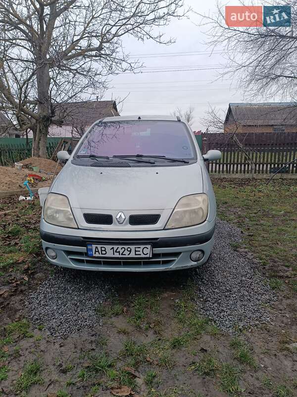 Мінівен Renault Scenic 2001 в Калинівці