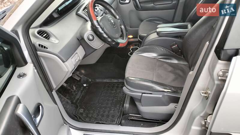 Мінівен Renault Scenic 2006 в Чернігові фото 13 Мінівен Renault Scenic 2006 в Чернігові