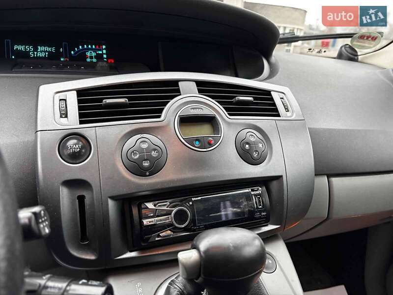 Мінівен Renault Scenic 2005 в Запоріжжі