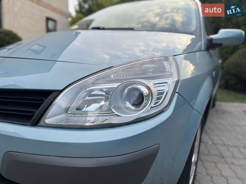Мінівен Renault Scenic 2007 в Луцьку