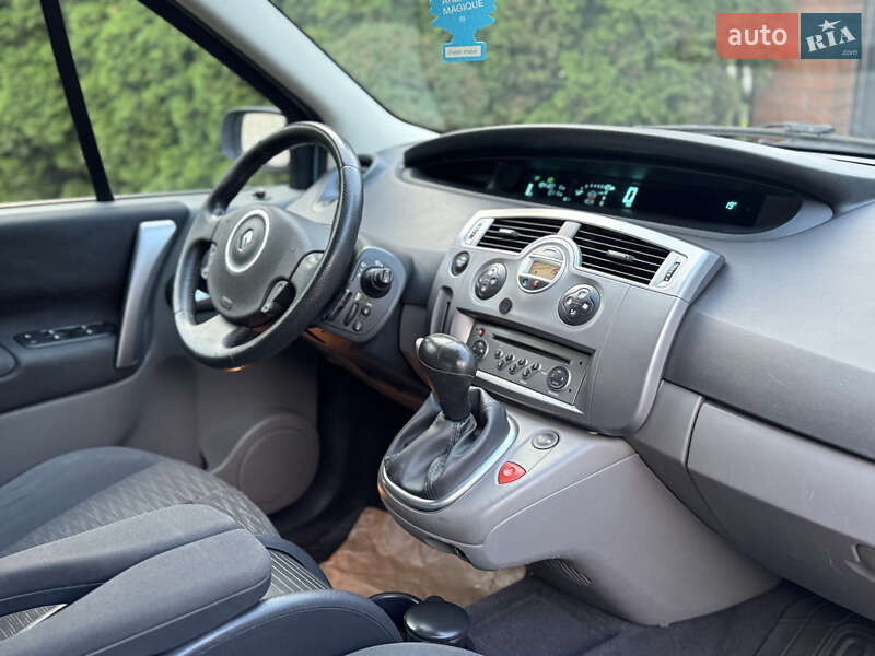 Мінівен Renault Scenic 2007 в Луцьку