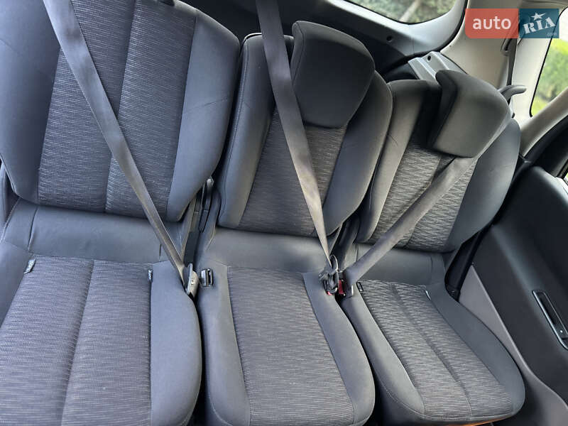 Мінівен Renault Scenic 2007 в Луцьку