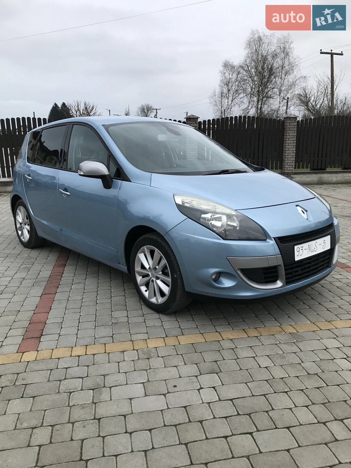2010 Renault Scenic - мініатюра 16