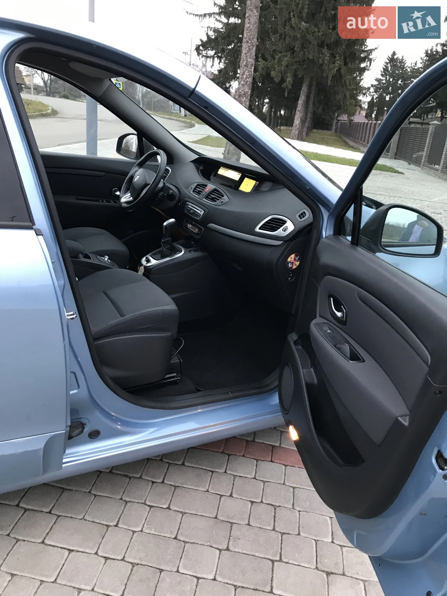 2010 Renault Scenic - мініатюра 21