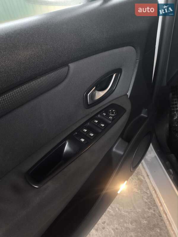 Мінівен Renault Scenic 2009 в Мельниці-Подільській