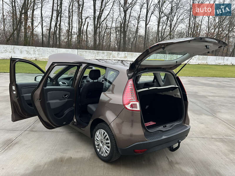 Минивэн Renault Scenic 2011 в Луцке фото 156 Минивэн Renault Scenic 2011 в Луцке