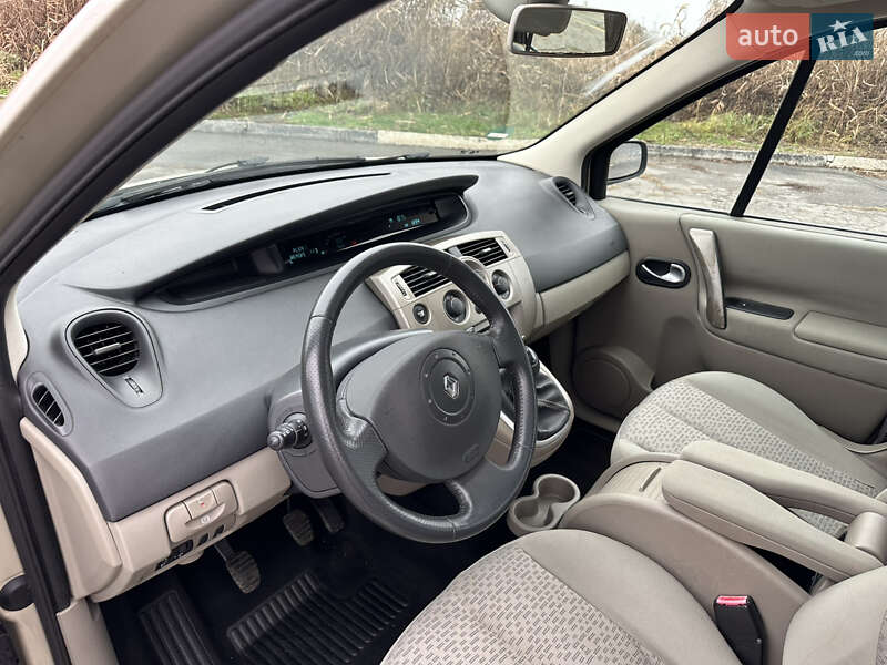 Минивэн Renault Scenic 2006 в Харькове