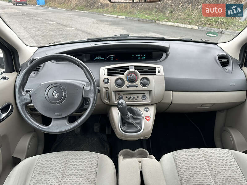 Минивэн Renault Scenic 2006 в Харькове