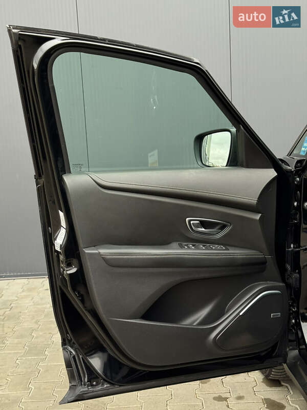 Минивэн Renault Scenic 2016 в Луцке