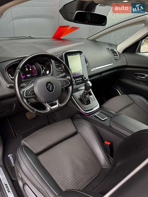 Минивэн Renault Scenic 2016 в Луцке