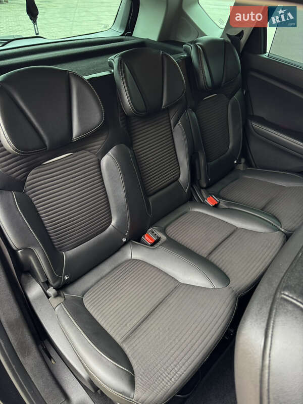 Минивэн Renault Scenic 2016 в Луцке