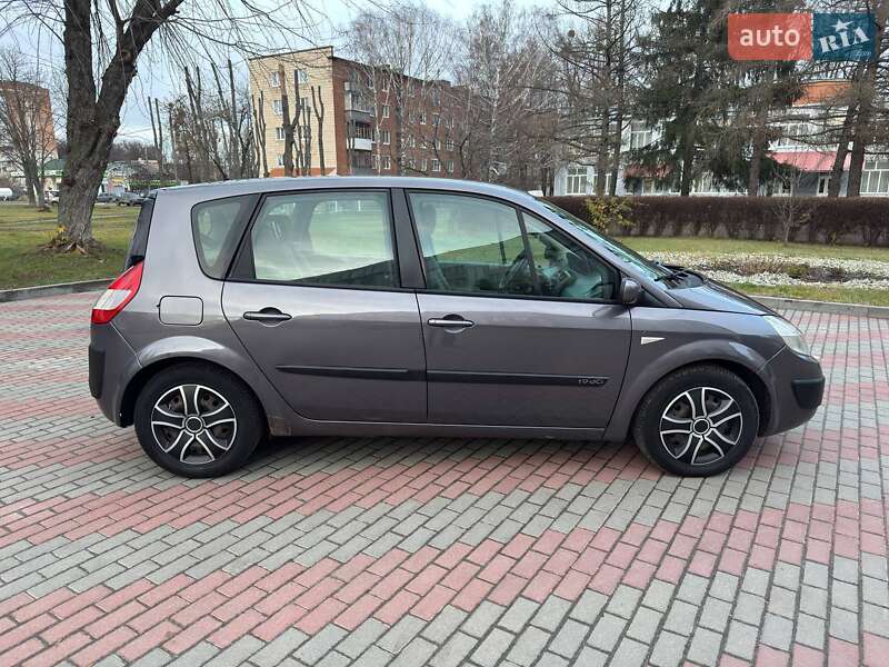 Мінівен Renault Scenic 2005 в Сумах