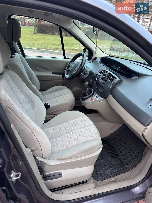 Мінівен Renault Scenic 2005 в Сумах