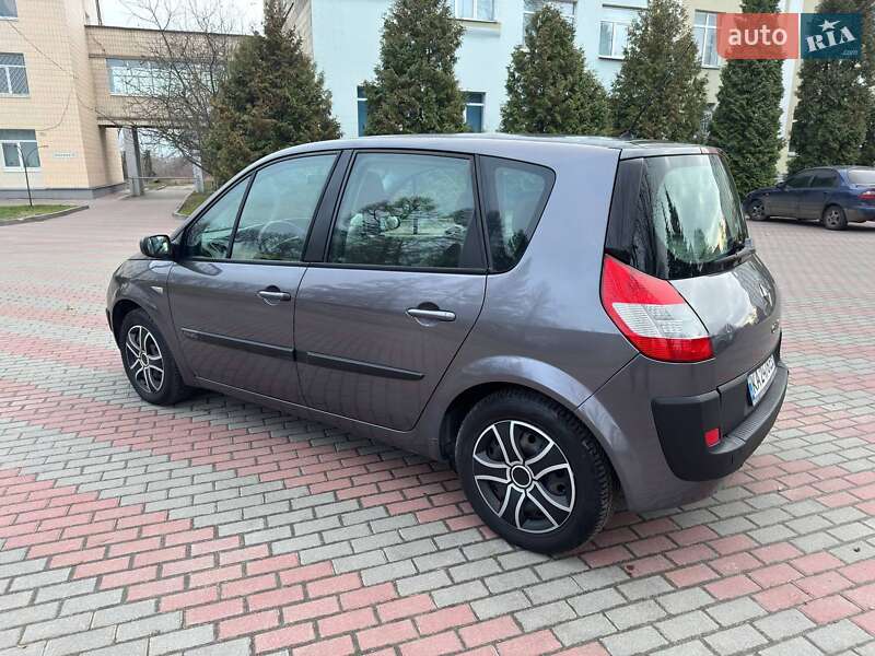 Мінівен Renault Scenic 2005 в Сумах
